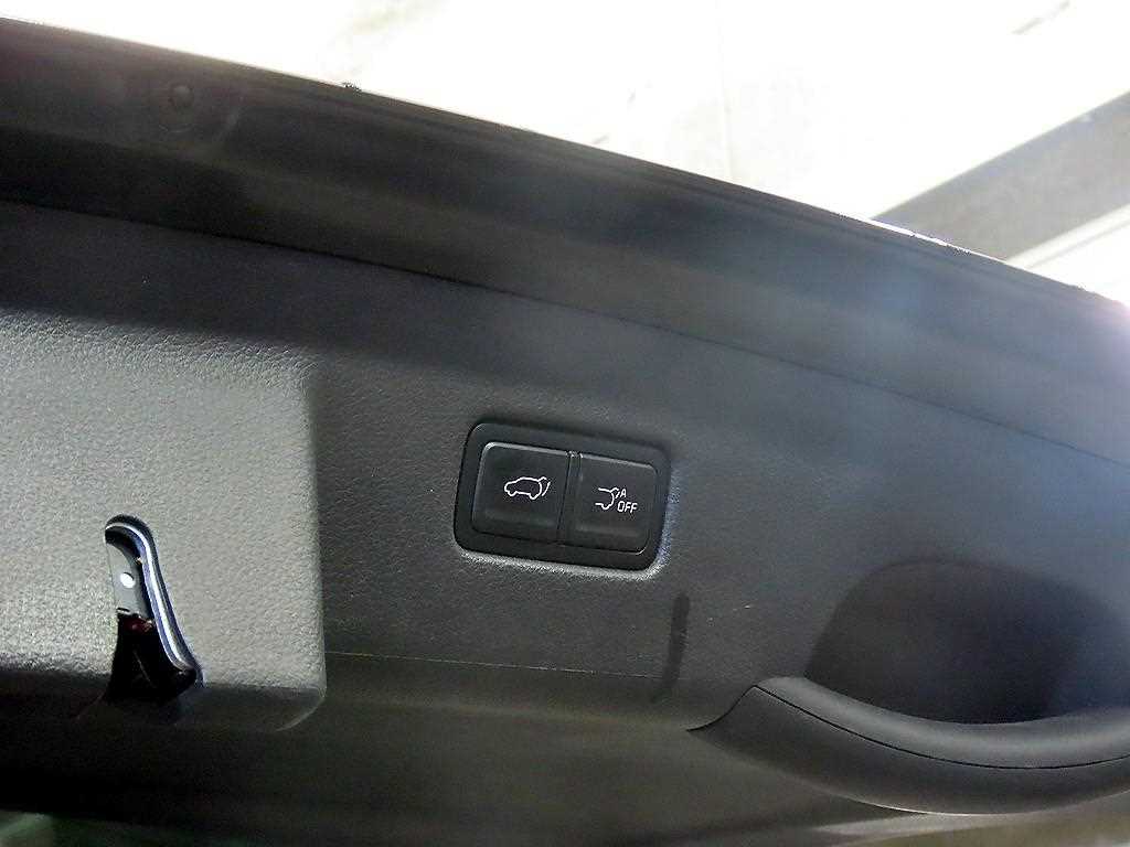KIA Carnival 2022 Negro - Importación desde Corea - HF Imports Iquique - Foto 15