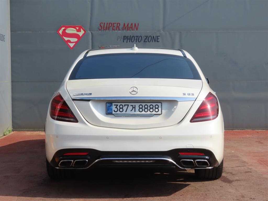 Mercedes Benz S Class - Vista 4