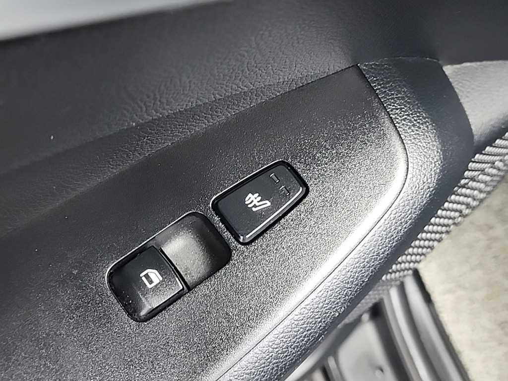 KIA Seltos 2022 Negro - Importación desde Corea - HF Imports Iquique - Foto 13