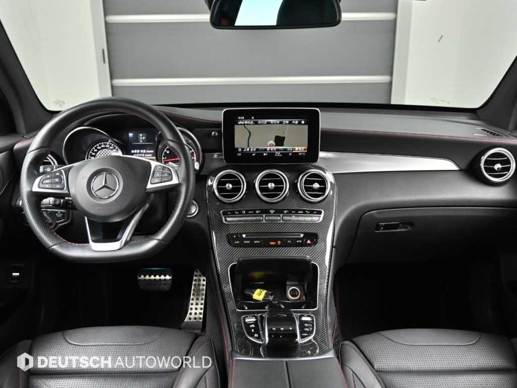 Mercedes Benz GLC Class - Vista 7