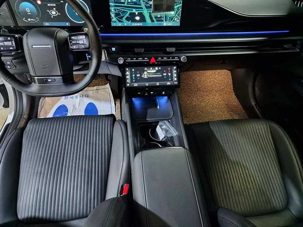 HYUNDAI Grandeur - Vista 10