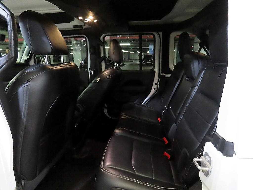 Jeep Wrangler - Vista 7