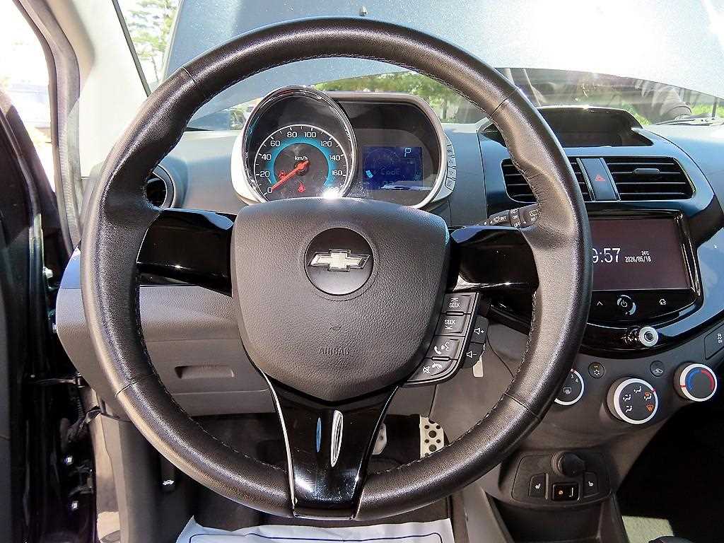 Chevrolet Spark - Vista 8