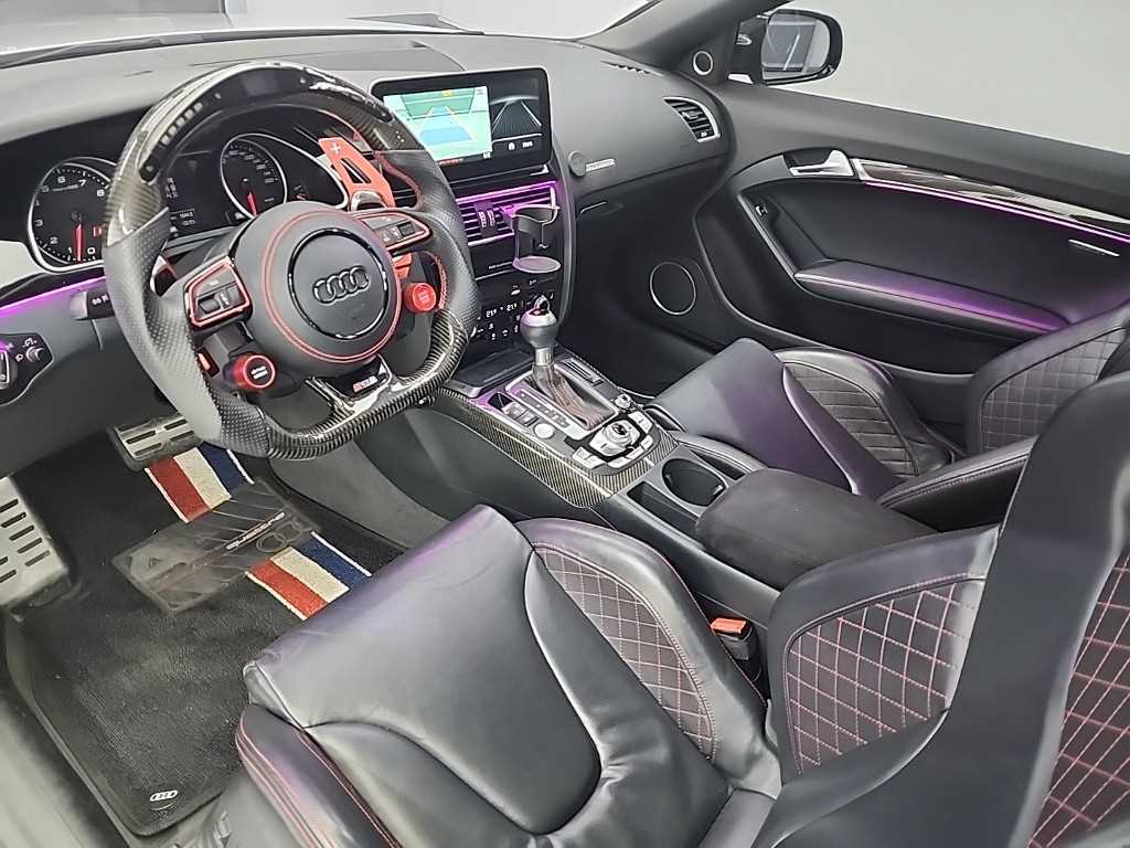 Audi RS5 - Vista 7