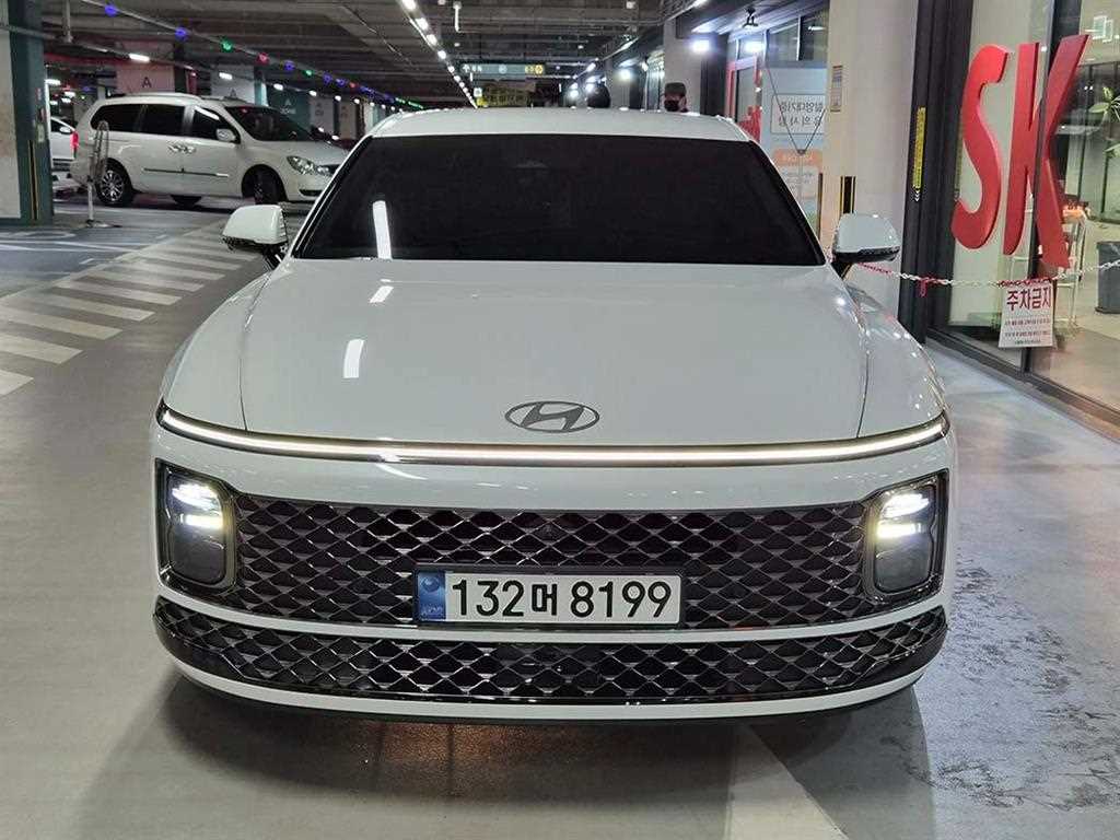 HYUNDAI Grandeur - Vista 2