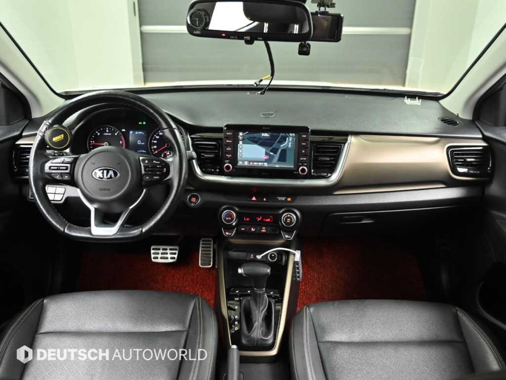 KIA Stonic - Vista 7