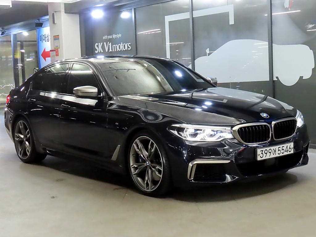 BMW 5 Series 2019 Negro - Importación desde Corea - HF Imports Iquique - Foto 1