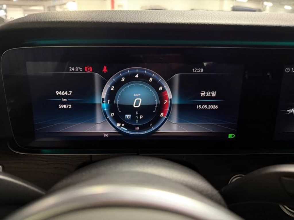 Mercedes Benz E class - Vista 9