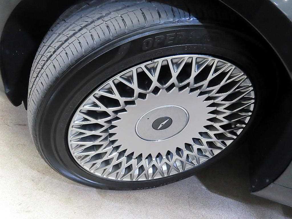 Genesis G90 2019 Negro - Importación desde Corea - HF Imports Iquique - Foto 20
