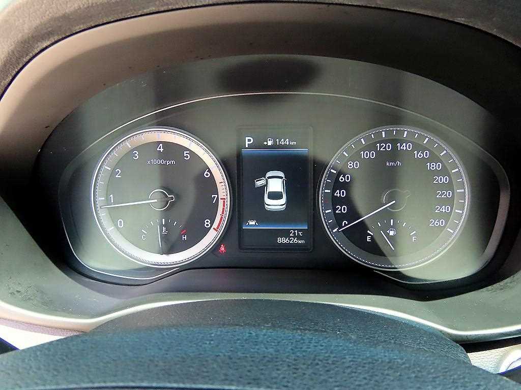 HYUNDAI Grandeur - Vista 9