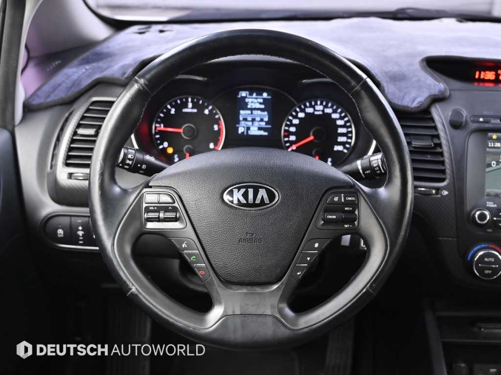 KIA K3 2015 Blanco - Importación desde Corea - HF Imports Iquique - Foto 13