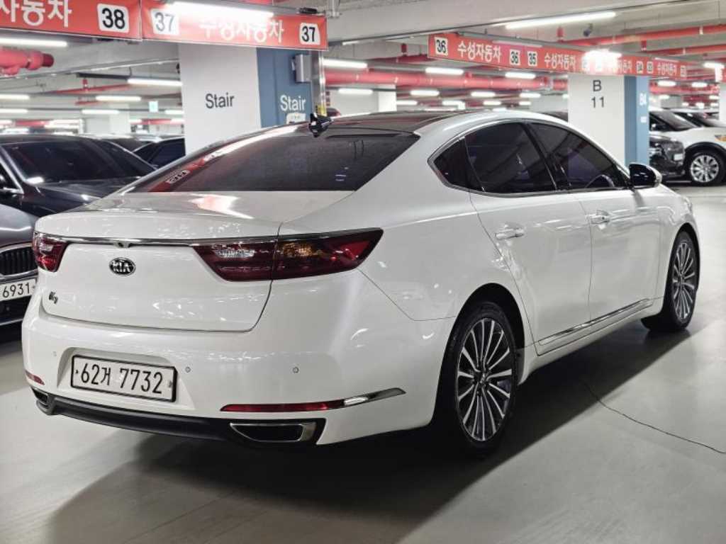 KIA K7 - Vista 4
