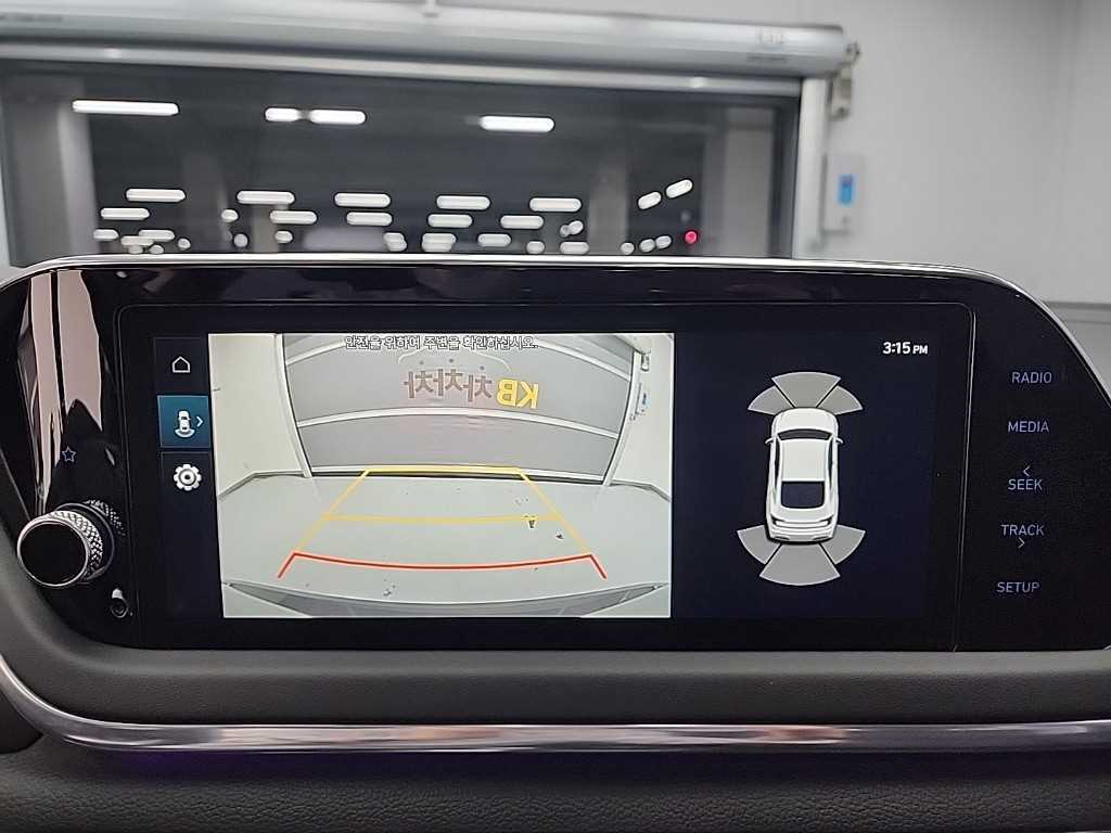 HYUNDAI Sonata - Vista 12