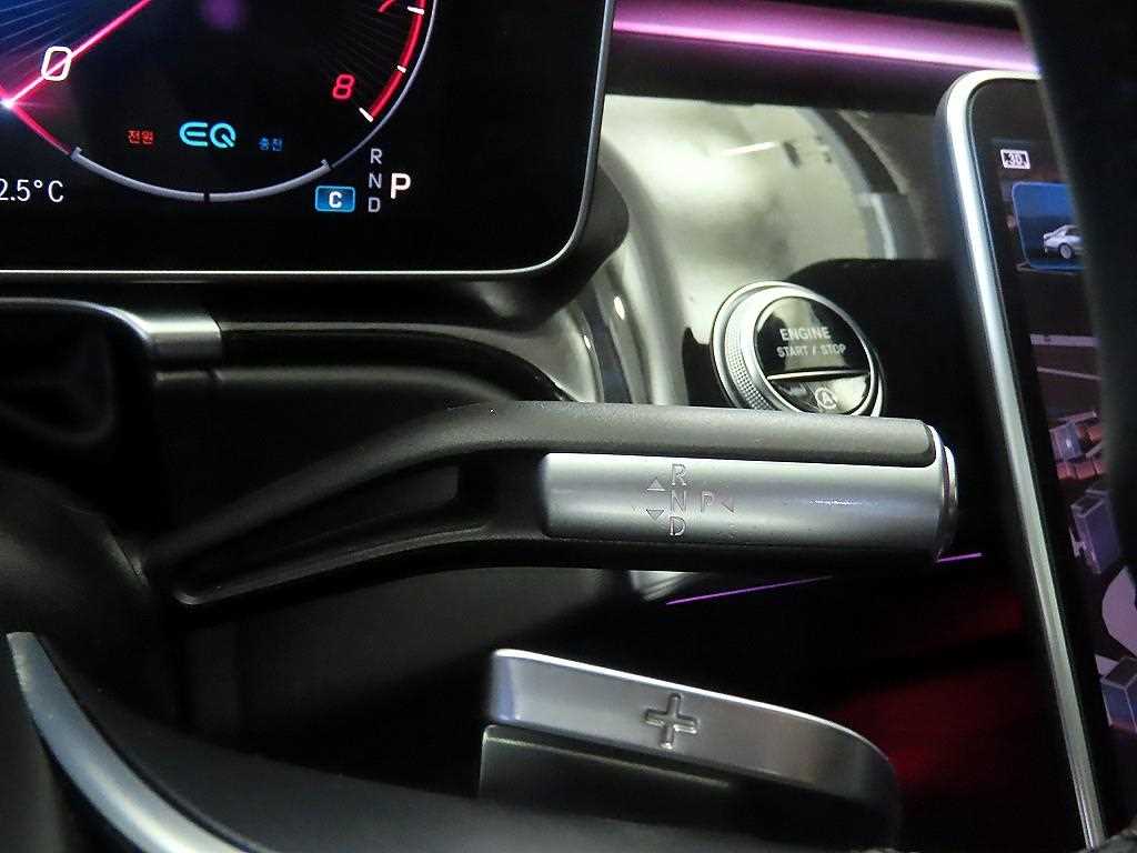 Mercedes Benz S Class - Vista 12