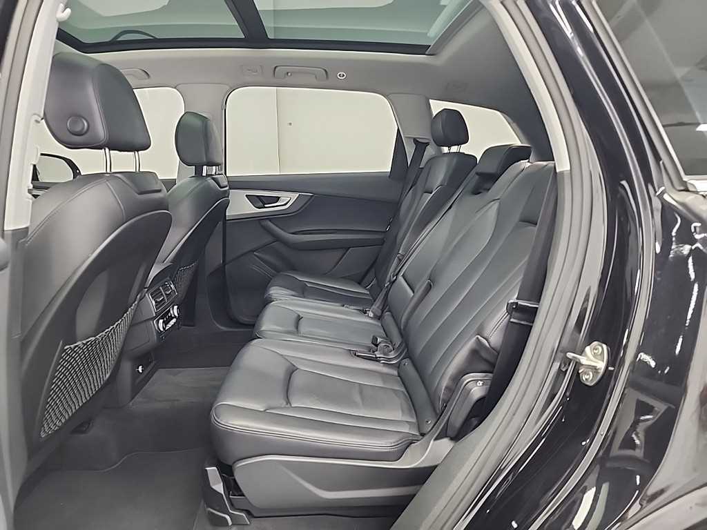 Audi Q7 - Vista 12