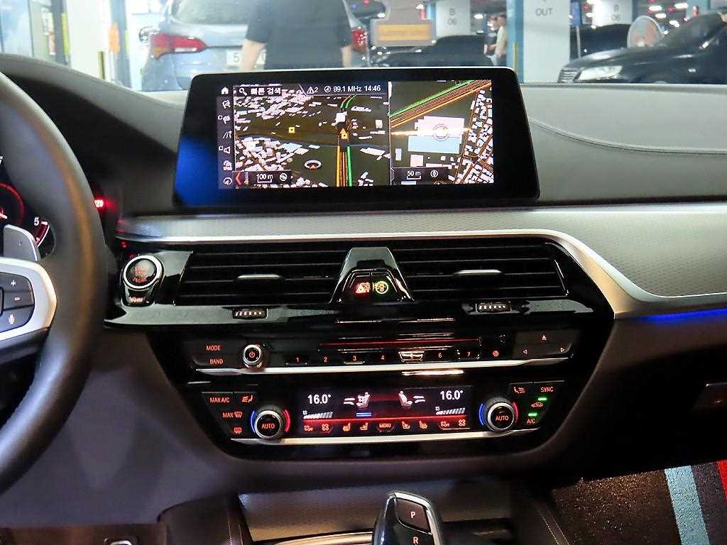 BMW 5 Series - Vista 11
