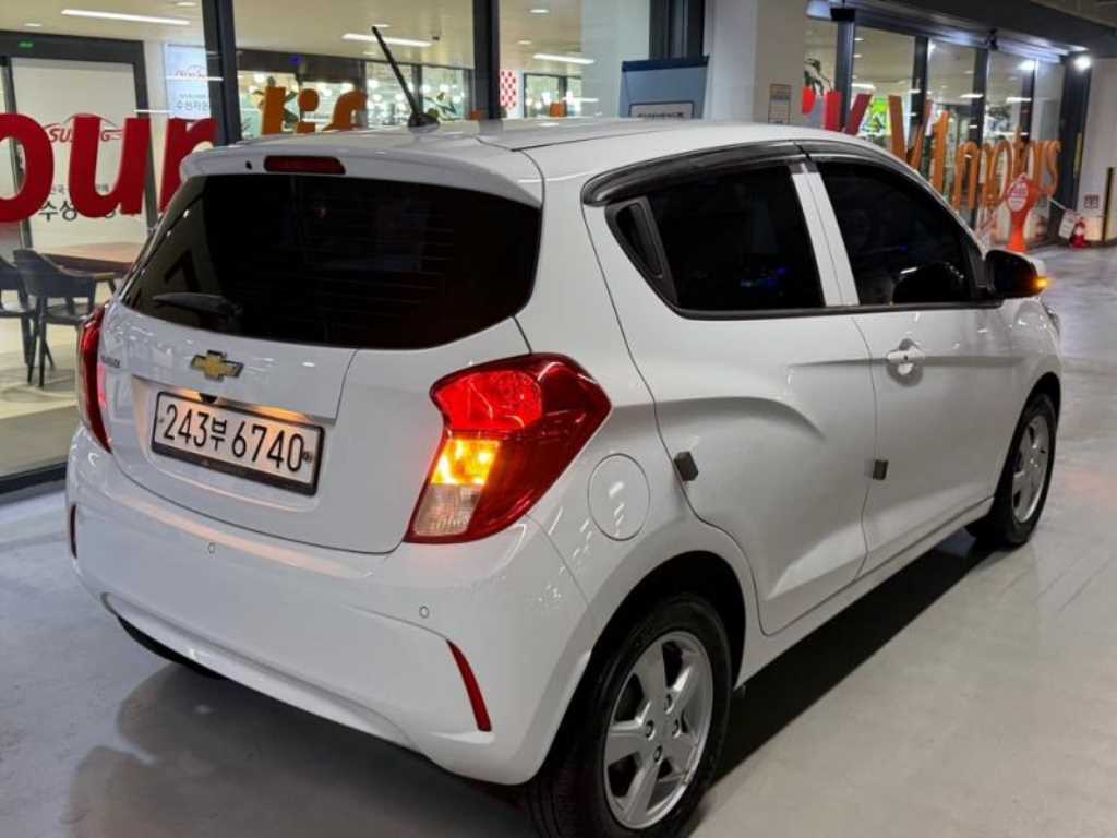 Chevrolet Spark - Vista 4