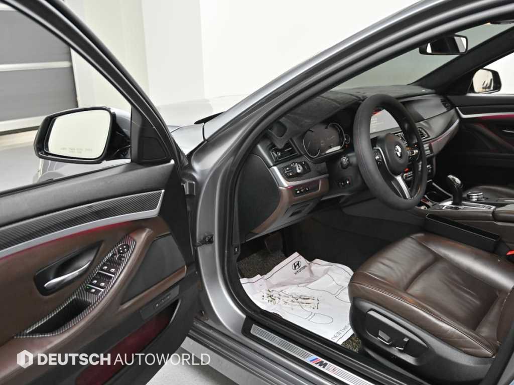 BMW 5 Series - Vista 11