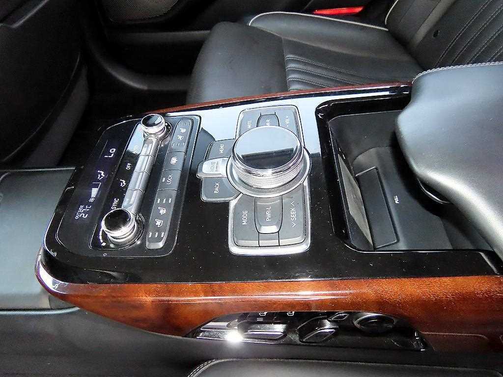 Genesis EQ900 2016 Negro - Importación desde Corea - HF Imports Iquique - Foto 16