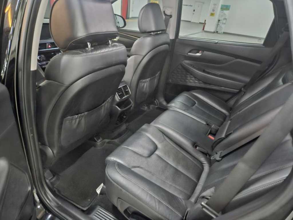 HYUNDAI Santa Fe - Vista 6