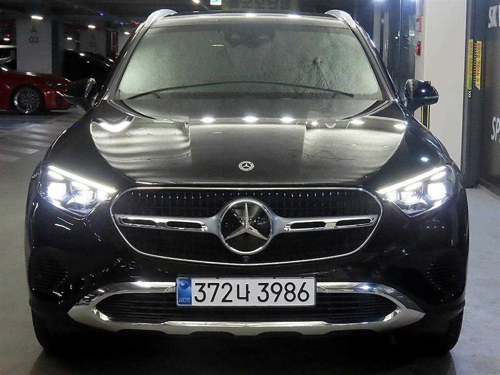 Mercedes Benz GLC Class - Vista 2