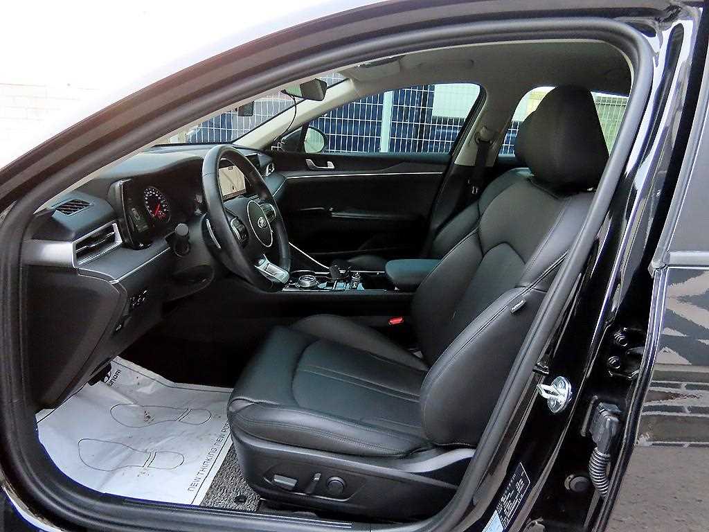 KIA K5 - Vista 5
