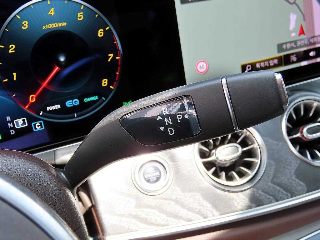 Mercedes Benz CLS Class - Vista 11