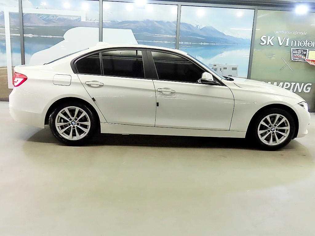 BMW 3 series - Vista 3