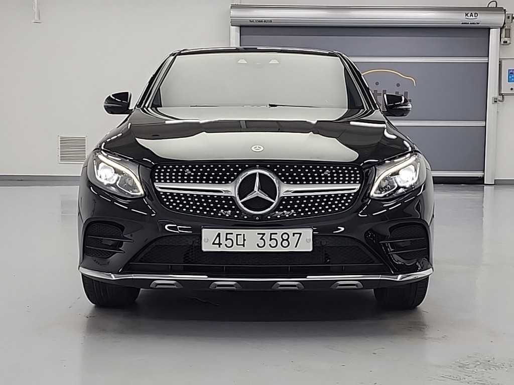 Mercedes Benz GLC Class - Vista 2