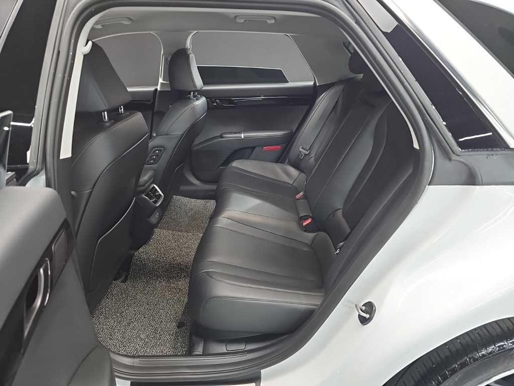 HYUNDAI Grandeur - Vista 12