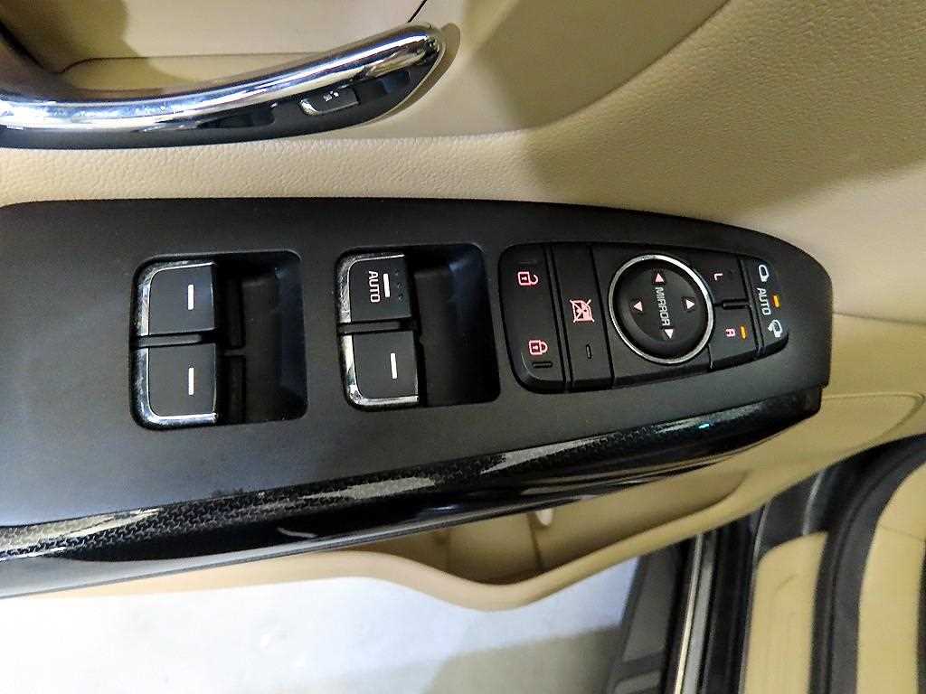 KIA Carnival 2017 Negro - Importación desde Corea - HF Imports Iquique - Foto 13