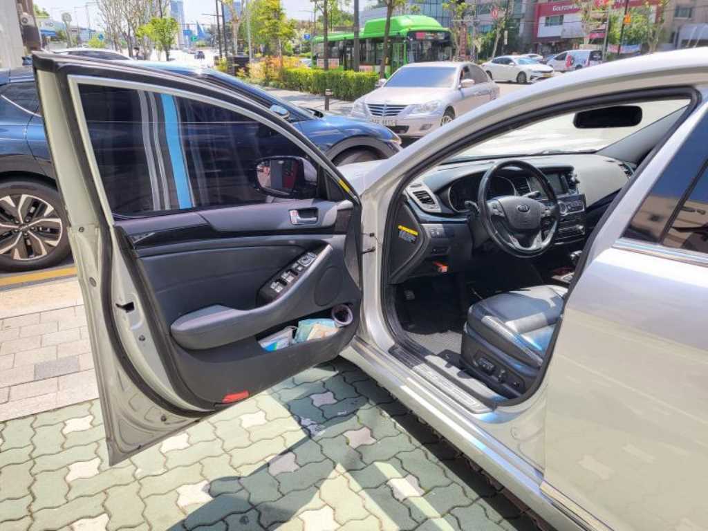 KIA K7 - Vista 4