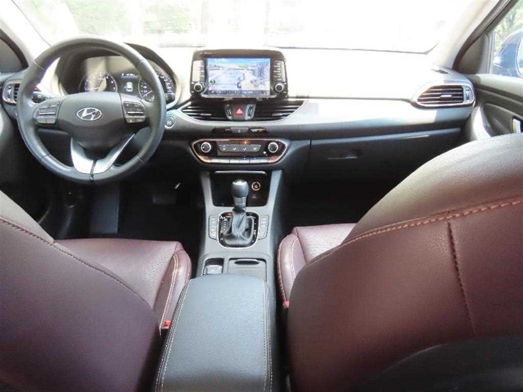 HYUNDAI i30 2018 Café - Importación desde Corea - HF Imports Iquique - Foto 15