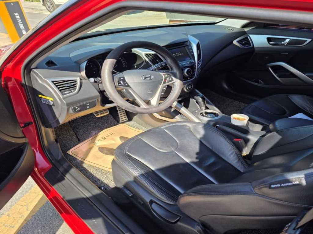 HYUNDAI Veloster - Vista 9