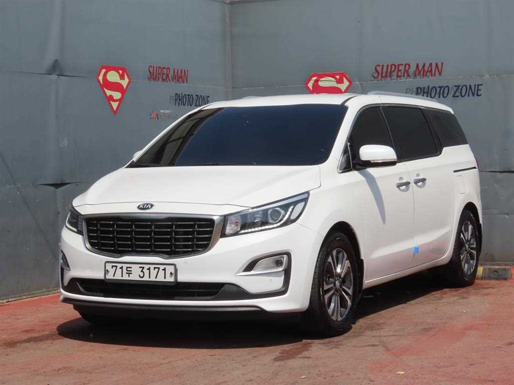 KIA Carnival 2020 Blanco - Importación desde Corea - HF Imports Iquique - Foto 1