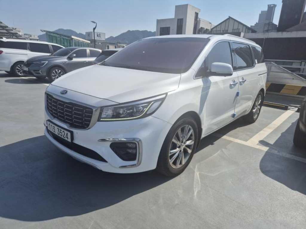 KIA Carnival - Vista 2