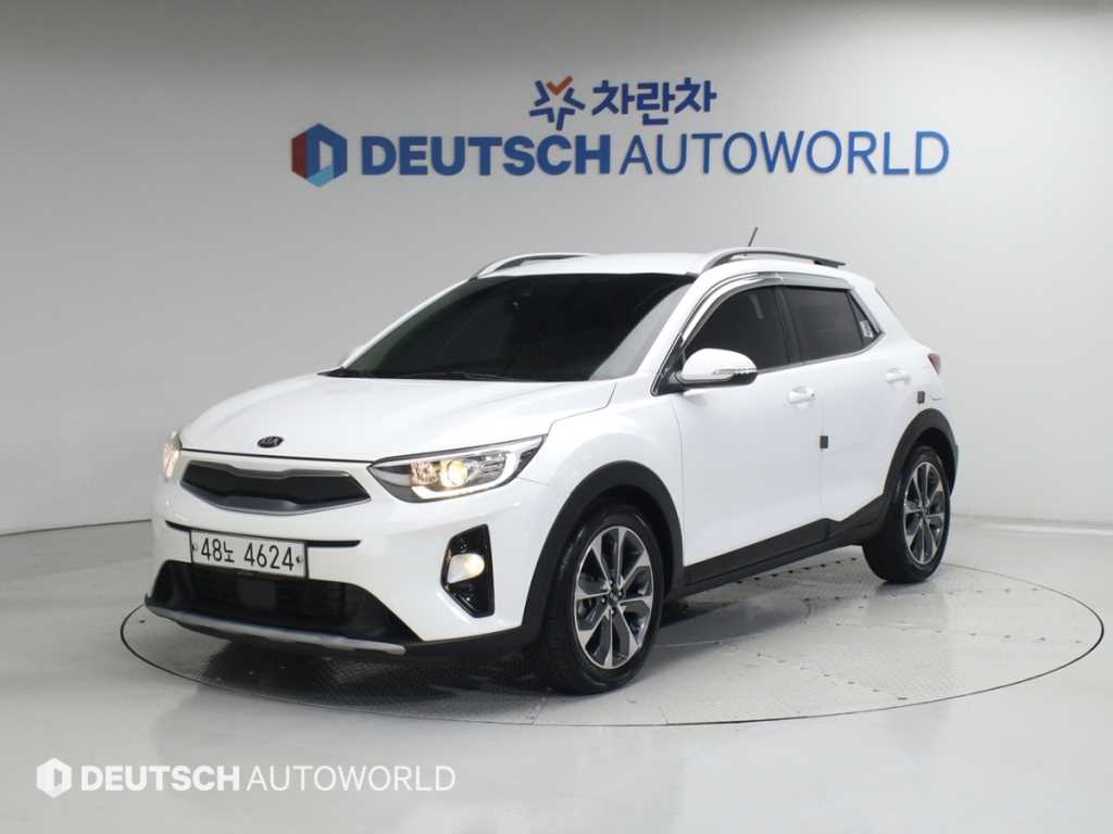 KIA Stonic 2018 Blanco - Importación desde Corea - HF Imports Iquique - Foto 1