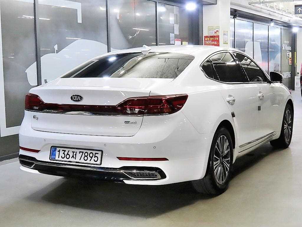KIA K7 - Vista 4