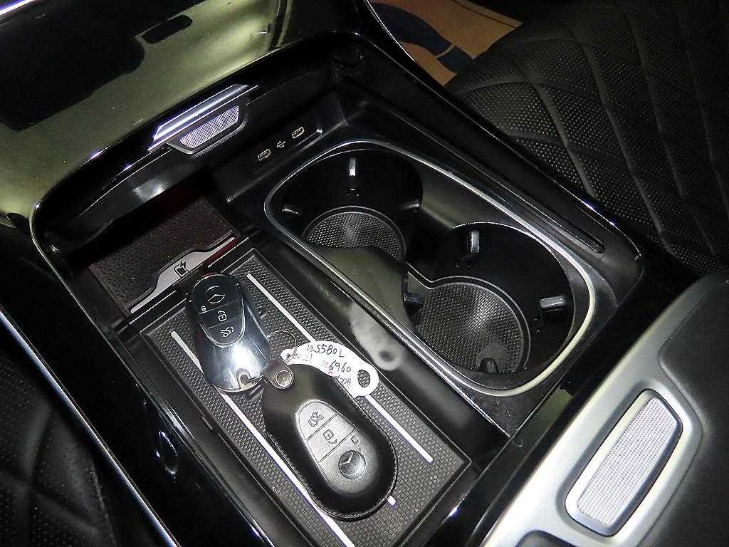 Mercedes Benz S Class 2021 Negro - Importación desde Corea - HF Imports Iquique - Foto 13