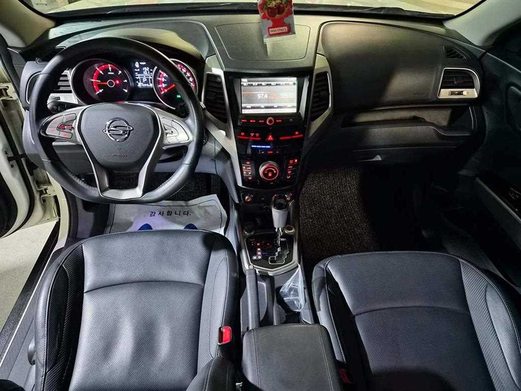 Ssangyong Tivoli - Vista 10