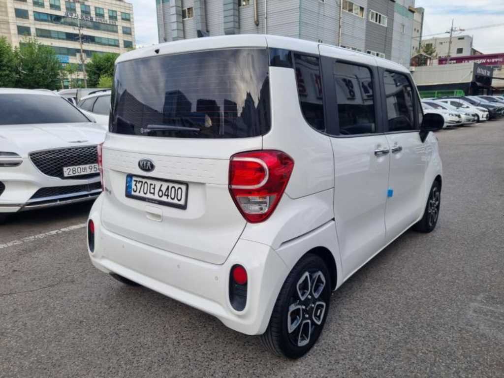 KIA Ray - Vista 6