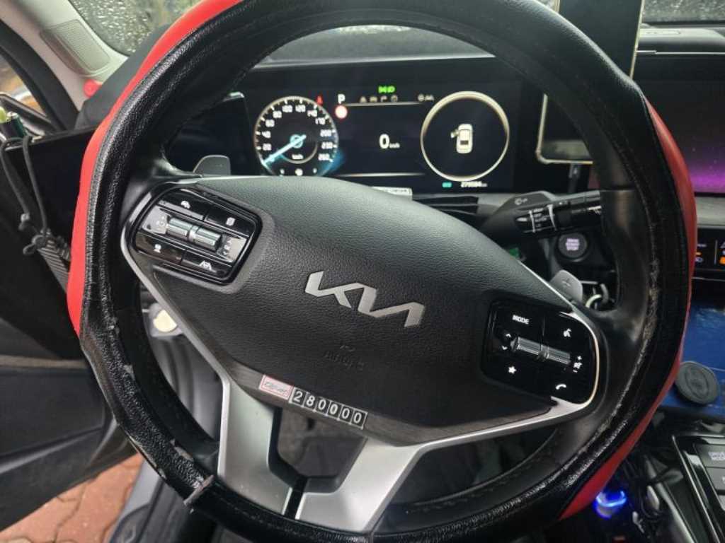 KIA K8 - Vista 5