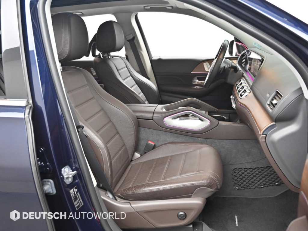 Mercedes Benz GLE Class - Vista 8