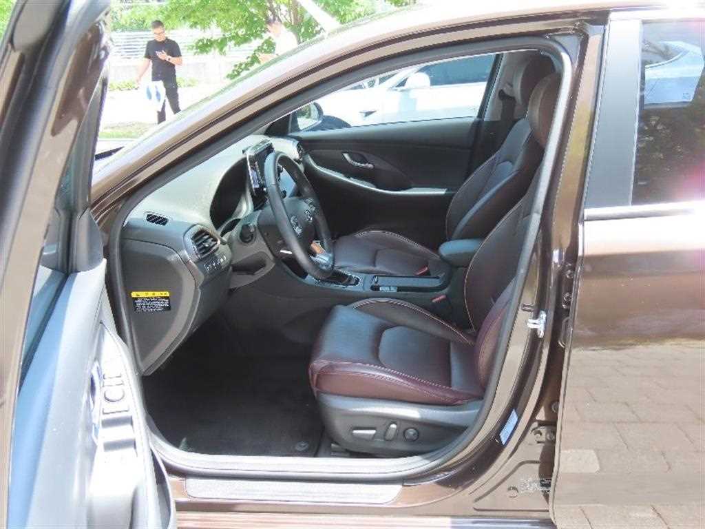 HYUNDAI i30 2018 Café - Importación desde Corea - HF Imports Iquique - Foto 13
