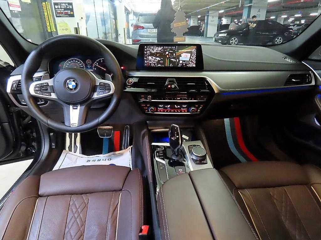 BMW 5 Series - Vista 10