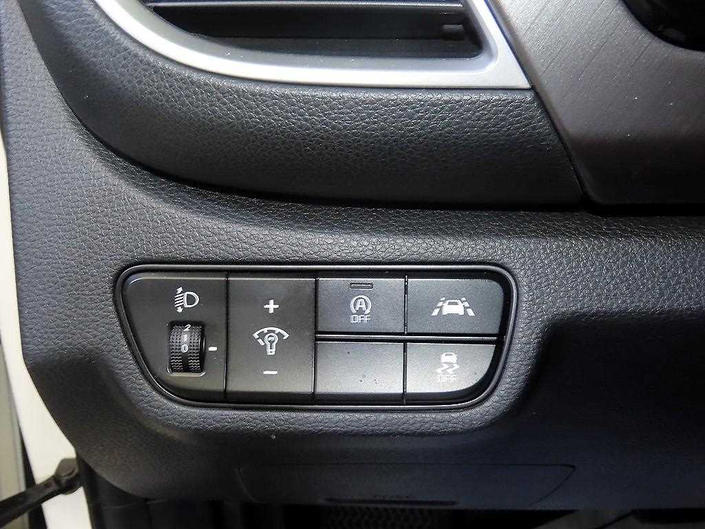 KIA Seltos 2020 Blanco - Importación desde Corea - HF Imports Iquique - Foto 14