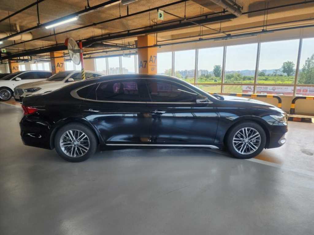 HYUNDAI Grandeur - Vista 8