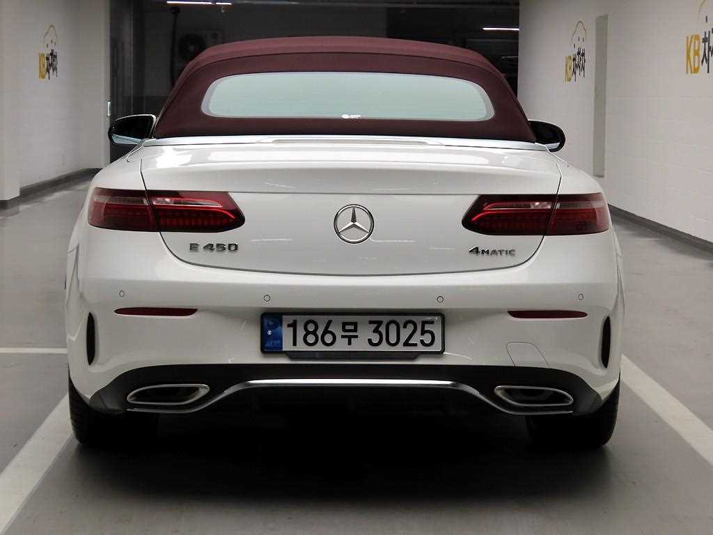 Mercedes Benz E class - Vista 3