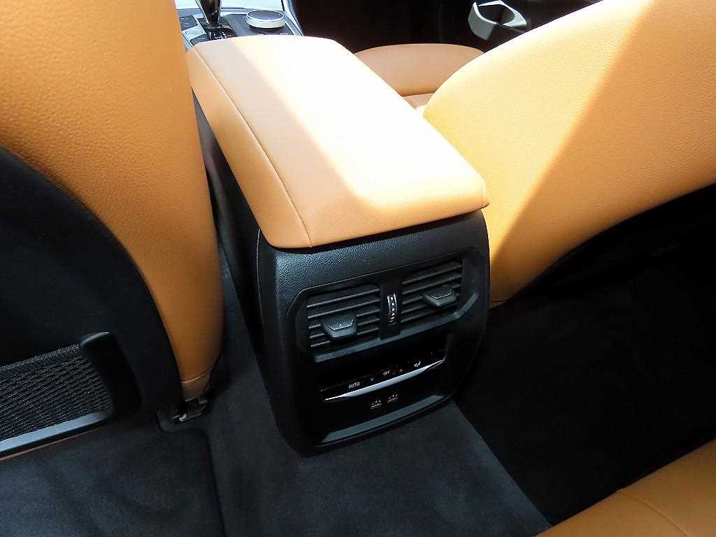 BMW 3 series 2022 Blanco - Importación desde Corea - HF Imports Iquique - Foto 16