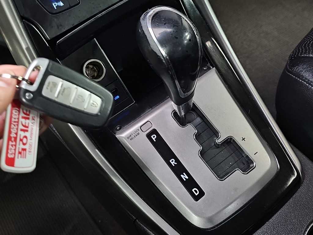 HYUNDAI Avante - Vista 8